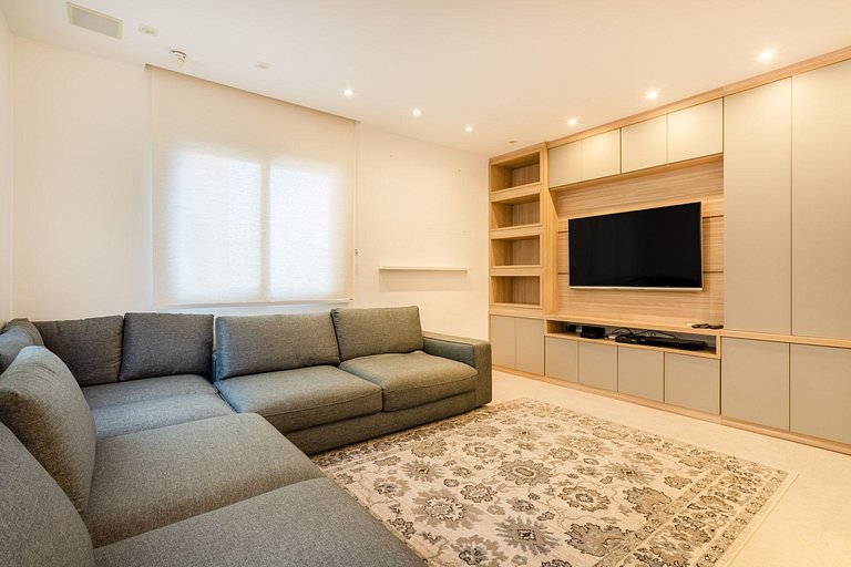 Triplex LUXURY piscina, BBQ y sauna p/ 6 personas