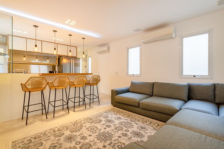 Triplex LUXURY piscina, BBQ y sauna p/ 6 personas