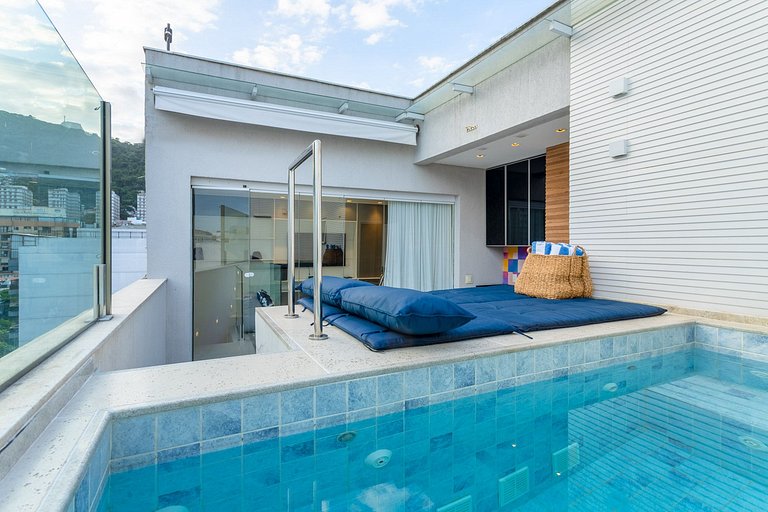 Triplex LUXURY piscina, BBQ y sauna p/ 6 personas