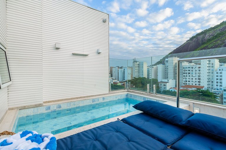 Triplex LUXURY piscina, BBQ y sauna p/ 6 personas