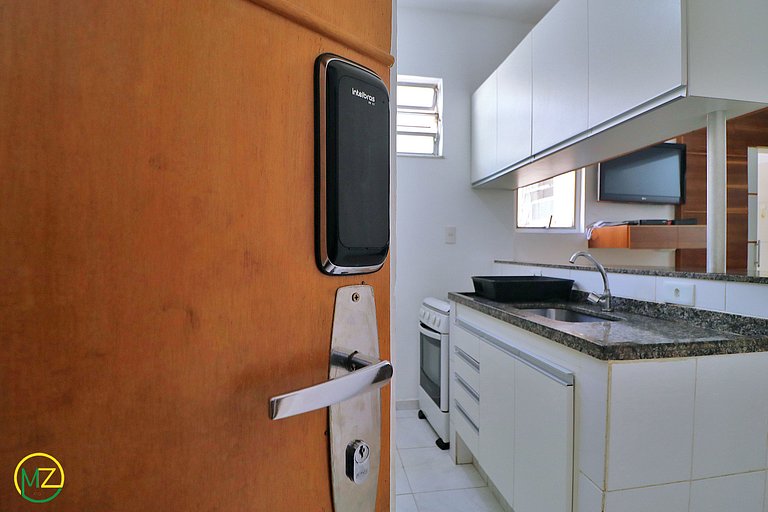 Habitación tranquila y dormitorio para 4 personas.