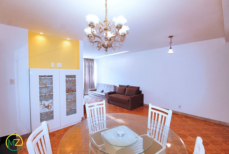Belo sala 3 quartos com 2 suites para 6 pessoas