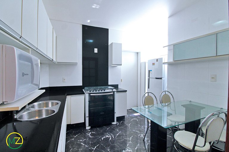 Belo sala 3 quartos com 2 suites para 6 pessoas