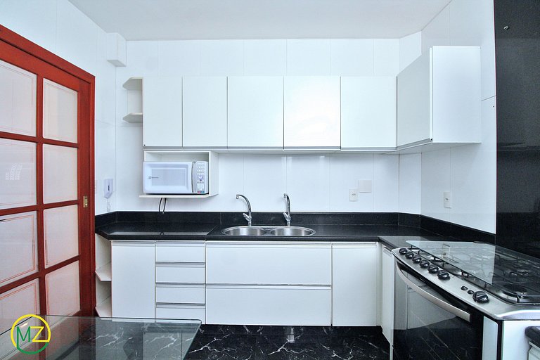 Belo sala 3 quartos com 2 suites para 6 pessoas