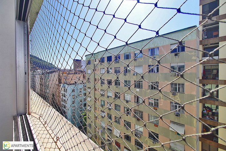 NIce 3 bedrooms apartment w/ 2 suites for 6 people
