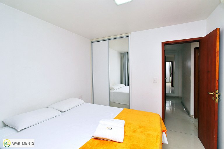 Belo sala 3 quartos com 2 suites para 6 pessoas