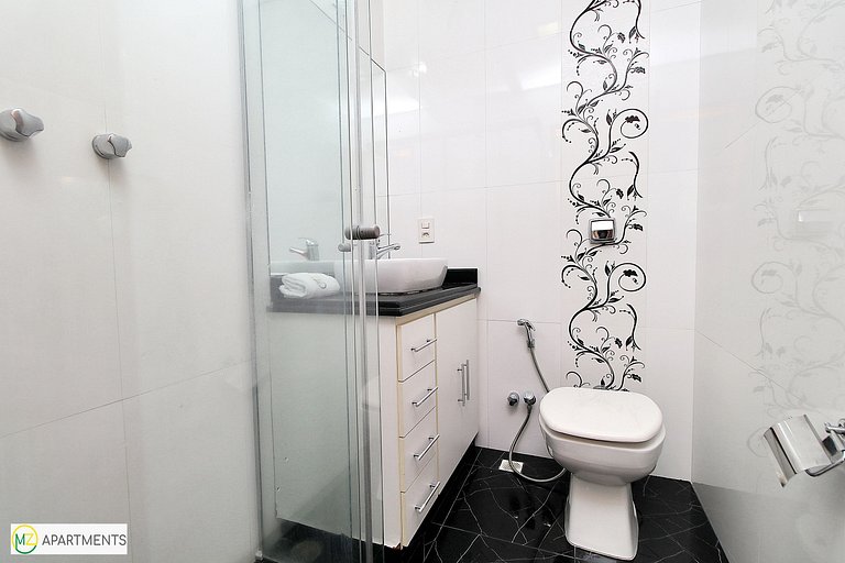 Belo sala 3 quartos com 2 suites para 6 pessoas