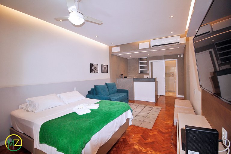 Fully renovated studio next to the beach