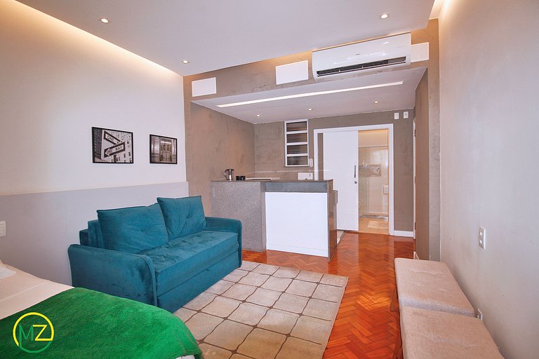 Fully renovated studio next to the beach