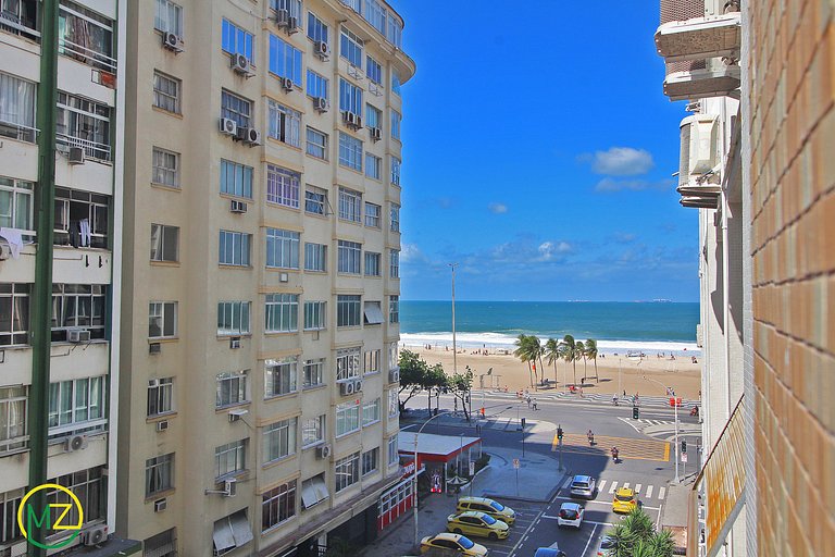 Estudio totalmente reformado junto a la playa