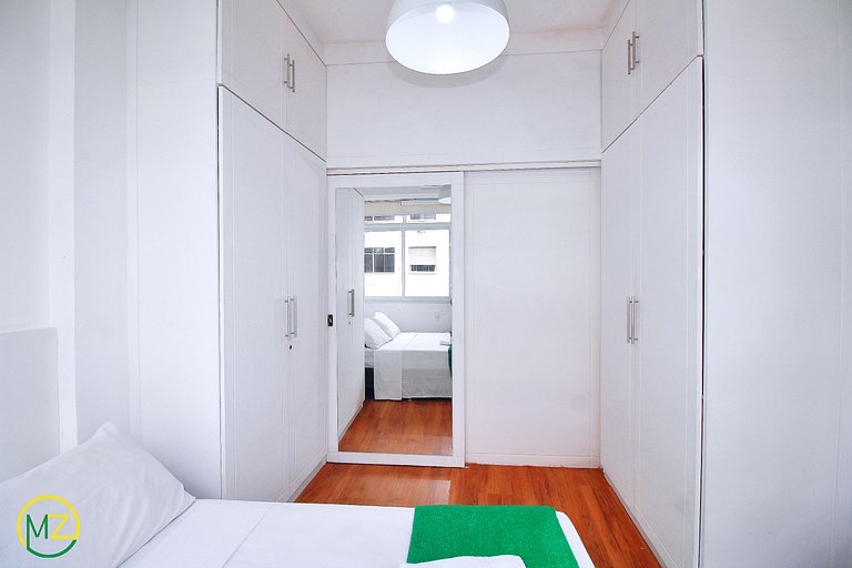 Studio in Leme with partial sea view