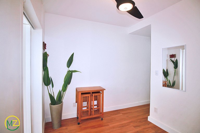 Studio in Leme with partial sea view