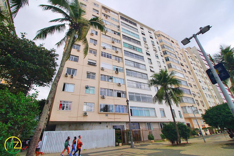 Estudio en Leme con vista parcial al mar