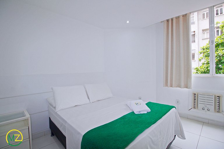 p.p1 {margin: 0.0px 0.0px 0.0px 0.0px; font: 12.0px 'Helve