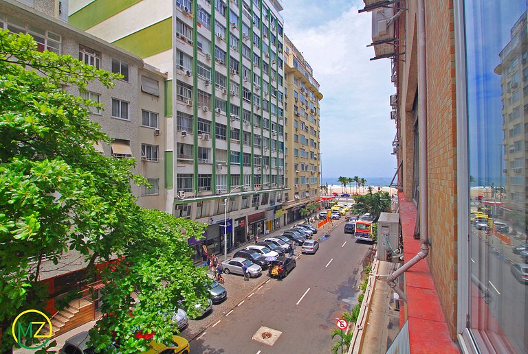 p.p1 {margin: 0.0px 0.0px 0.0px 0.0px; font: 12.0px 'Helve