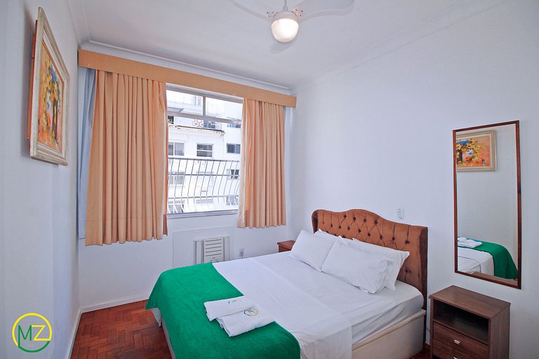 Comfortable studio in Copacabana for 4 people.