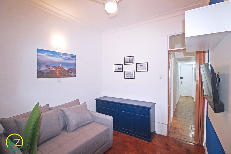 Comfortable studio in Copacabana for 4 people.