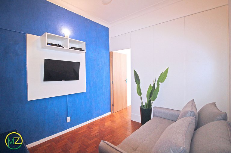 Comfortable studio in Copacabana for 4 people.