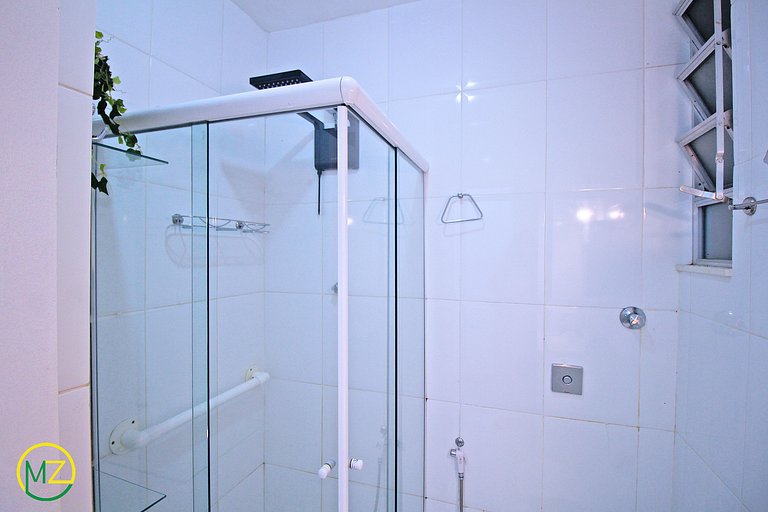 Cómodo estudio en Copacabana para 4 personas.