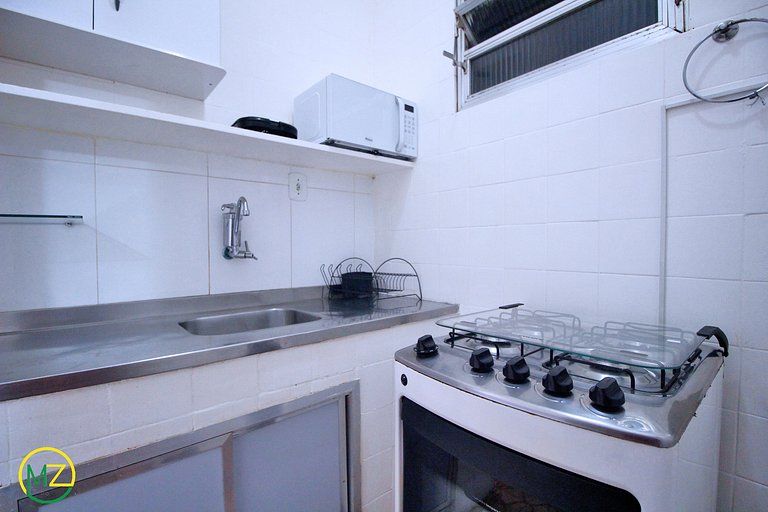 Cómodo estudio en Copacabana para 4 personas.