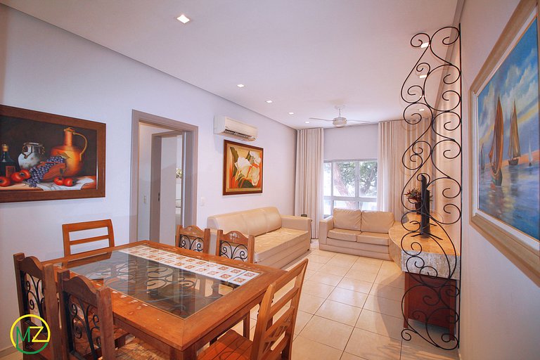 Bom 3 quartos no posto 6 com vaga de garagem