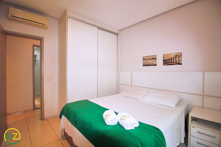 Bom 3 quartos no posto 6 com vaga de garagem