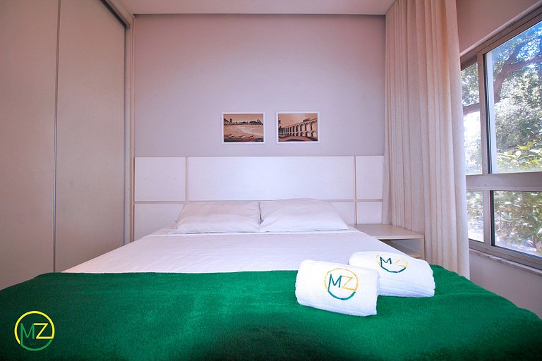 Bom 3 quartos no posto 6 com vaga de garagem