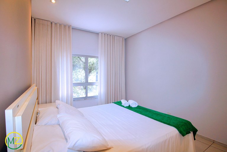 Bom 3 quartos no posto 6 com vaga de garagem