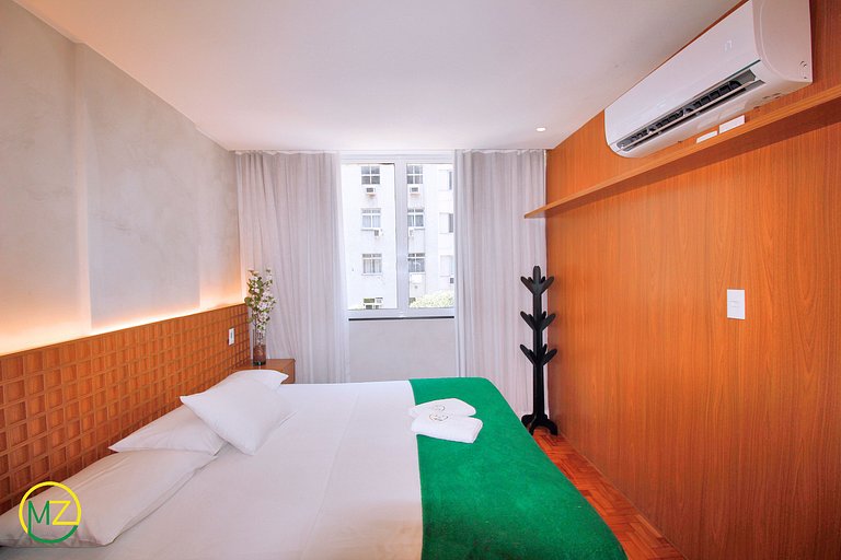 Modern, renovated studio apartment near the beach