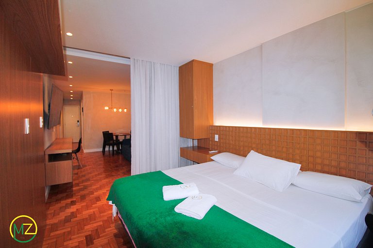 Modern, renovated studio apartment near the beach