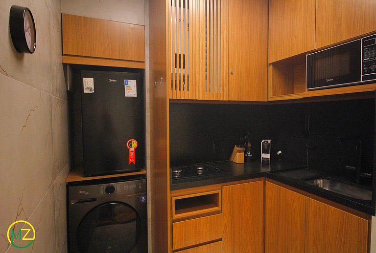 Modern, renovated studio apartment near the beach