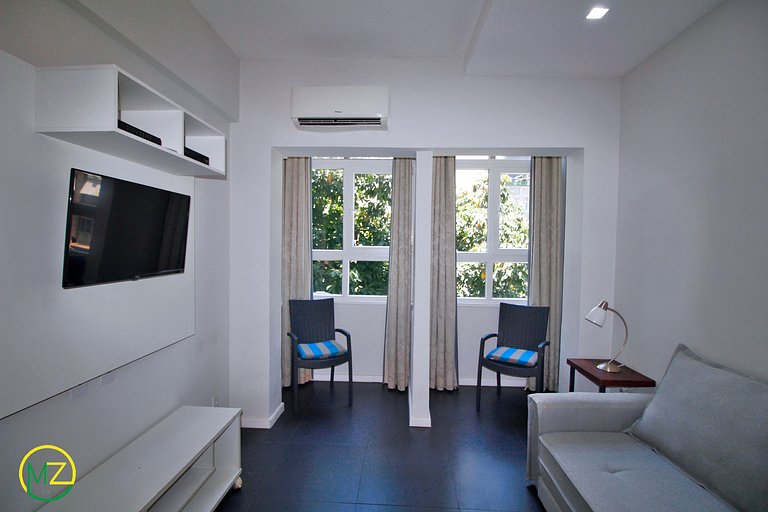 p.p1 {margin: 0.0px 0.0px 0.0px 0.0px; font: 12.0px 'Helve