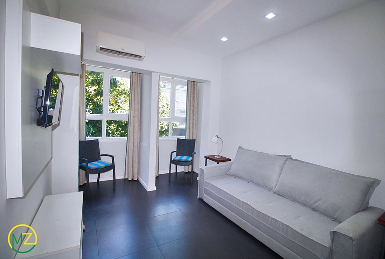 p.p1 {margin: 0.0px 0.0px 0.0px 0.0px; font: 12.0px 'Helve