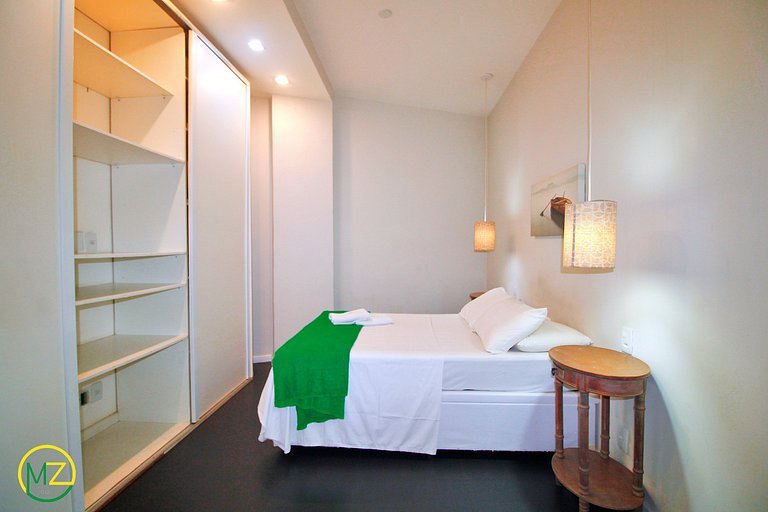 p.p1 {margin: 0.0px 0.0px 0.0px 0.0px; font: 12.0px 'Helve