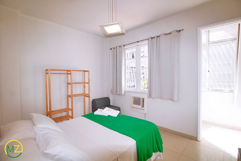 Estudio tranquilo en Copacabana, Puesto 3.