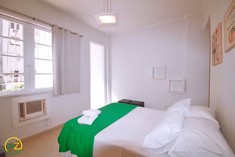 p.p1 {margin: 0.0px 0.0px 0.0px 0.0px; font: 12.0px 'Helve