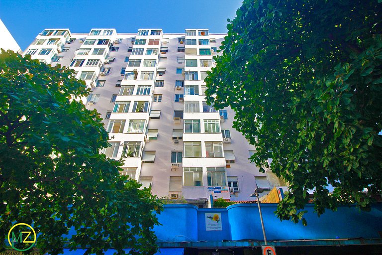 Estudio tranquilo en Copacabana, Puesto 3.