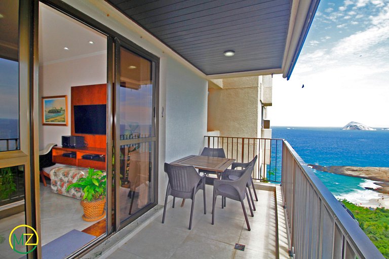 Stunning apartment with panorama view of Ipanema