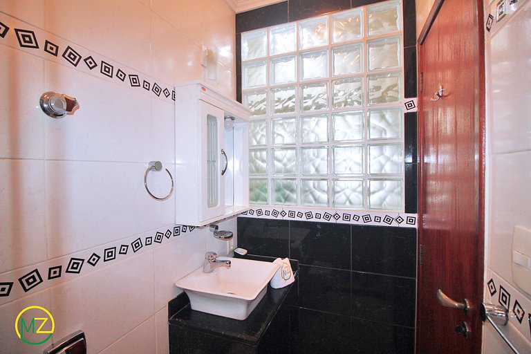 Studio para ate 4 pessoas no posto 6