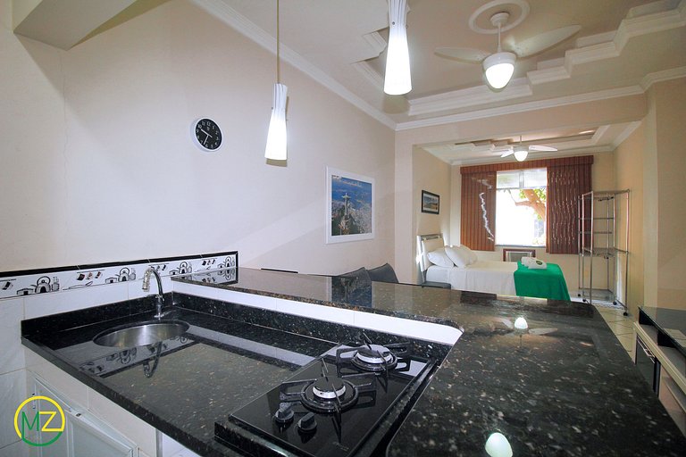 Studio para ate 4 pessoas no posto 6