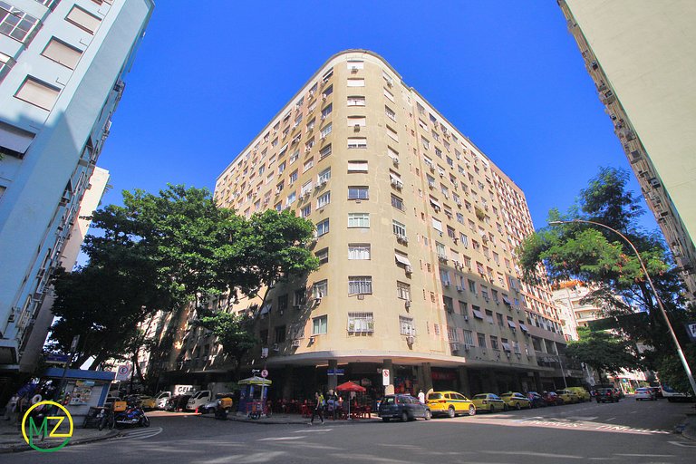 Studio para ate 4 pessoas no posto 6