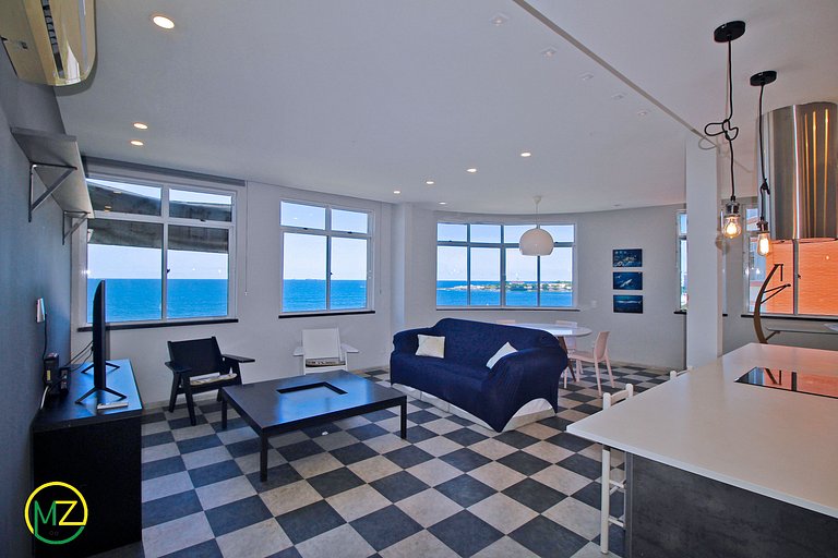 Stunning ocean view, sleeps up to 6 people.