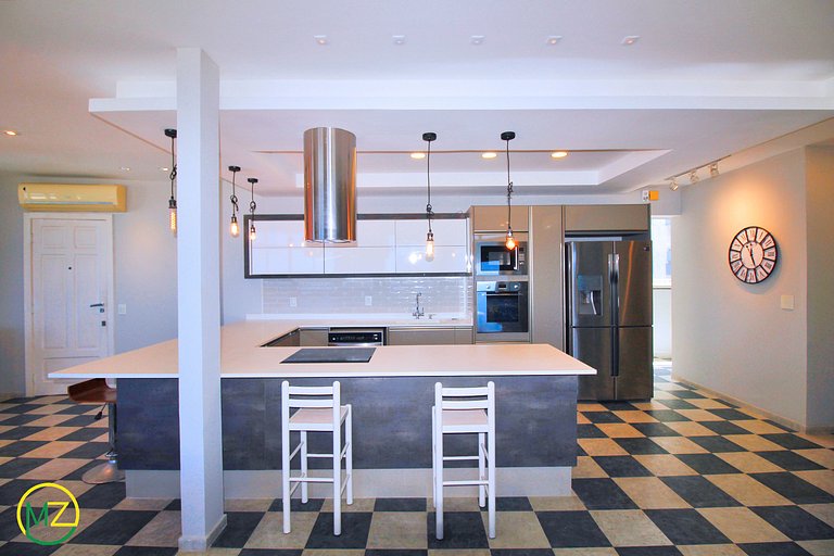 Impresionante vista al mar, para 6 personas.