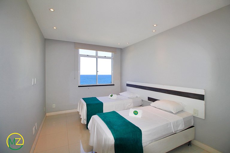 Stunning ocean view, sleeps up to 6 people.