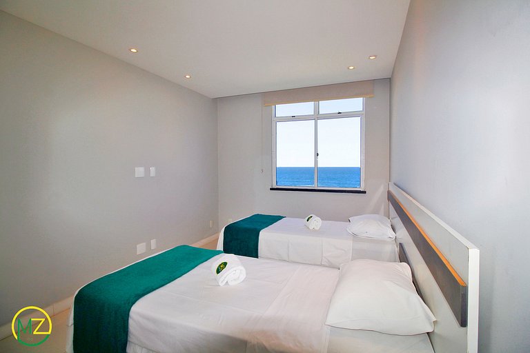 Stunning ocean view, sleeps up to 6 people.