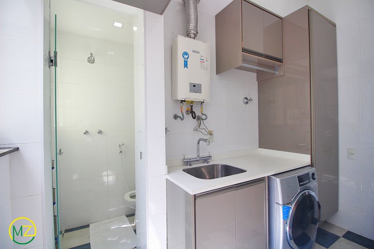 Vista deslumbrante p/ o mar, acomoda até 6 pessoas