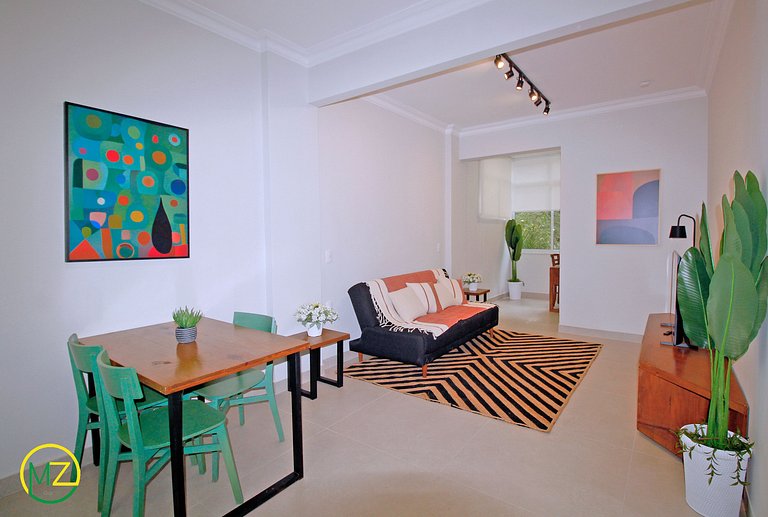 Renovated 3-bdrms in Leme, 4 adults and 2 children