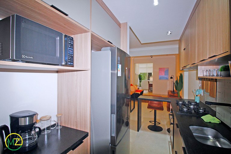 Renovated 3-bdrms in Leme, 4 adults and 2 children