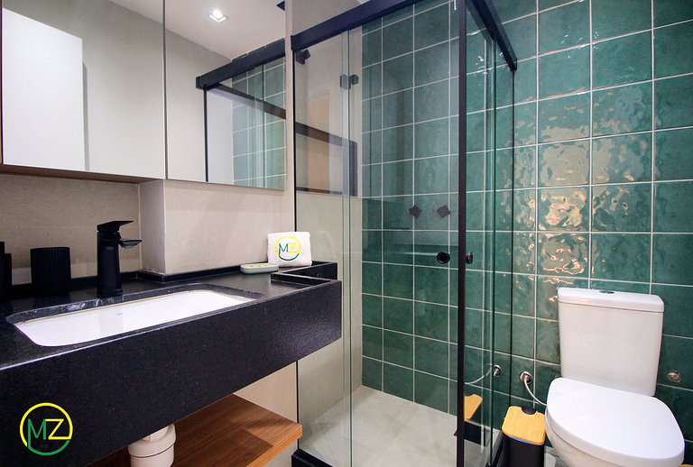 Renovated 3-bdrms in Leme, 4 adults and 2 children