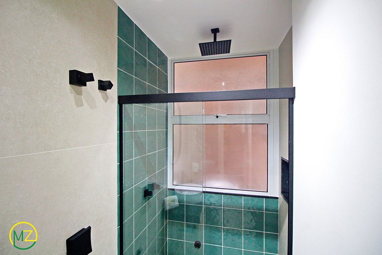 Renovated 3-bdrms in Leme, 4 adults and 2 children